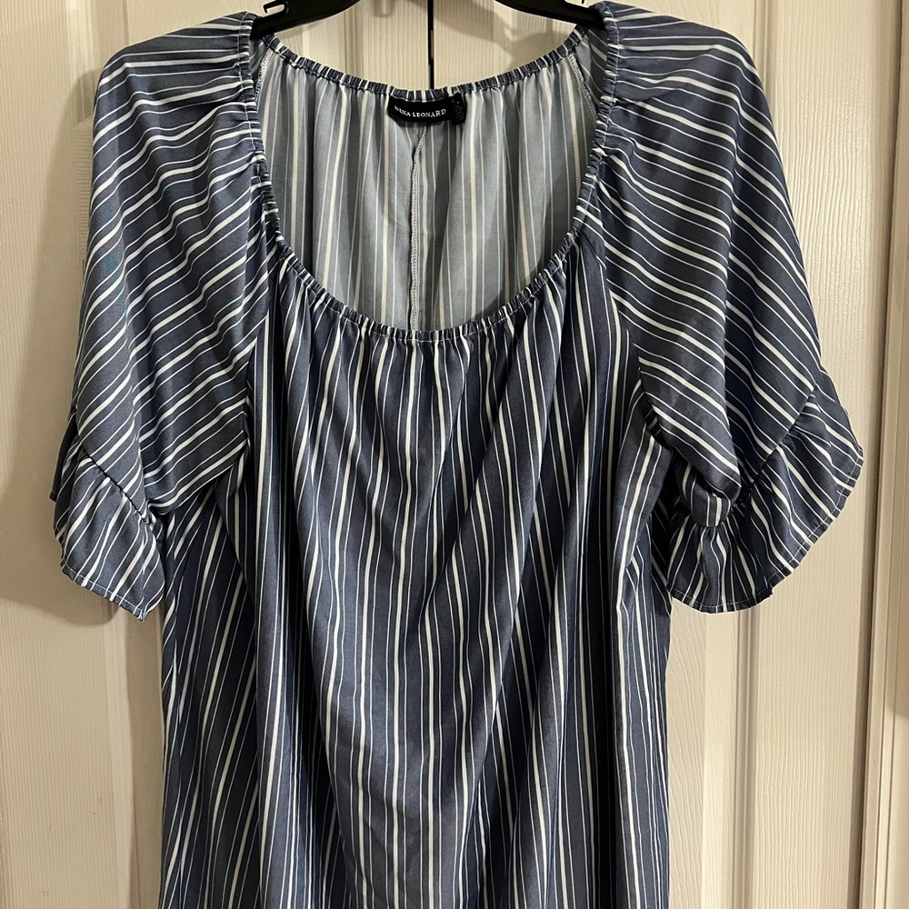 Nina Leonard Blue and White Puff Sleeve Ruched Blouse